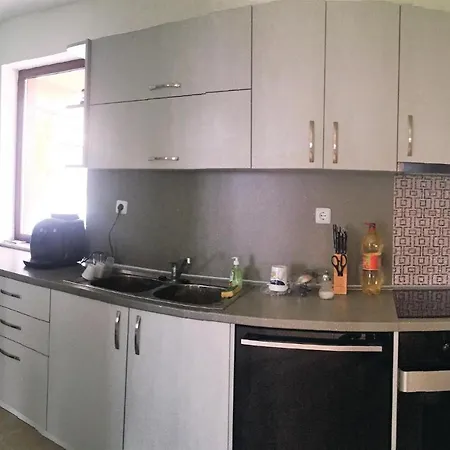 בית נופש Three-bedroom Holiday In *